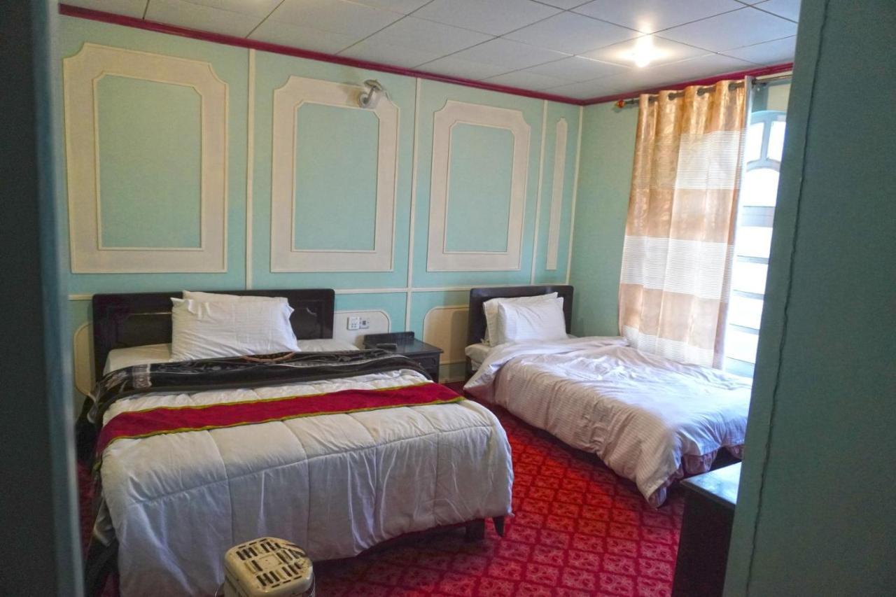 Hotel Dewanekhas Skardu Kültér fotó