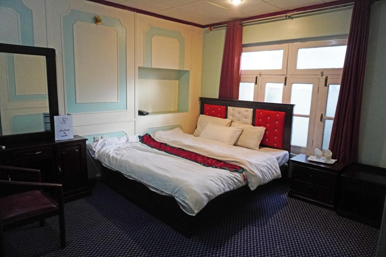 Hotel Dewanekhas Skardu Kültér fotó