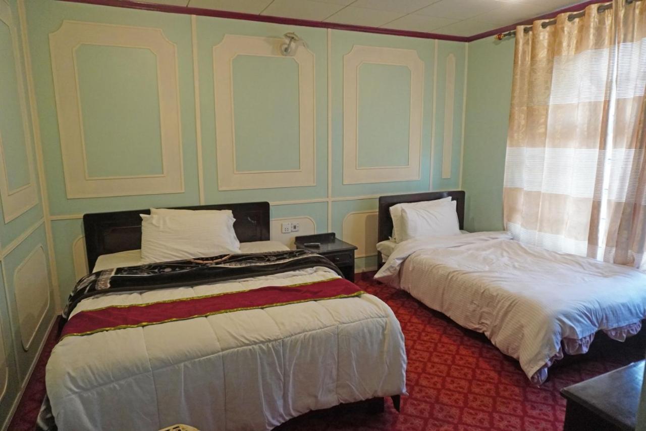 Hotel Dewanekhas Skardu Kültér fotó