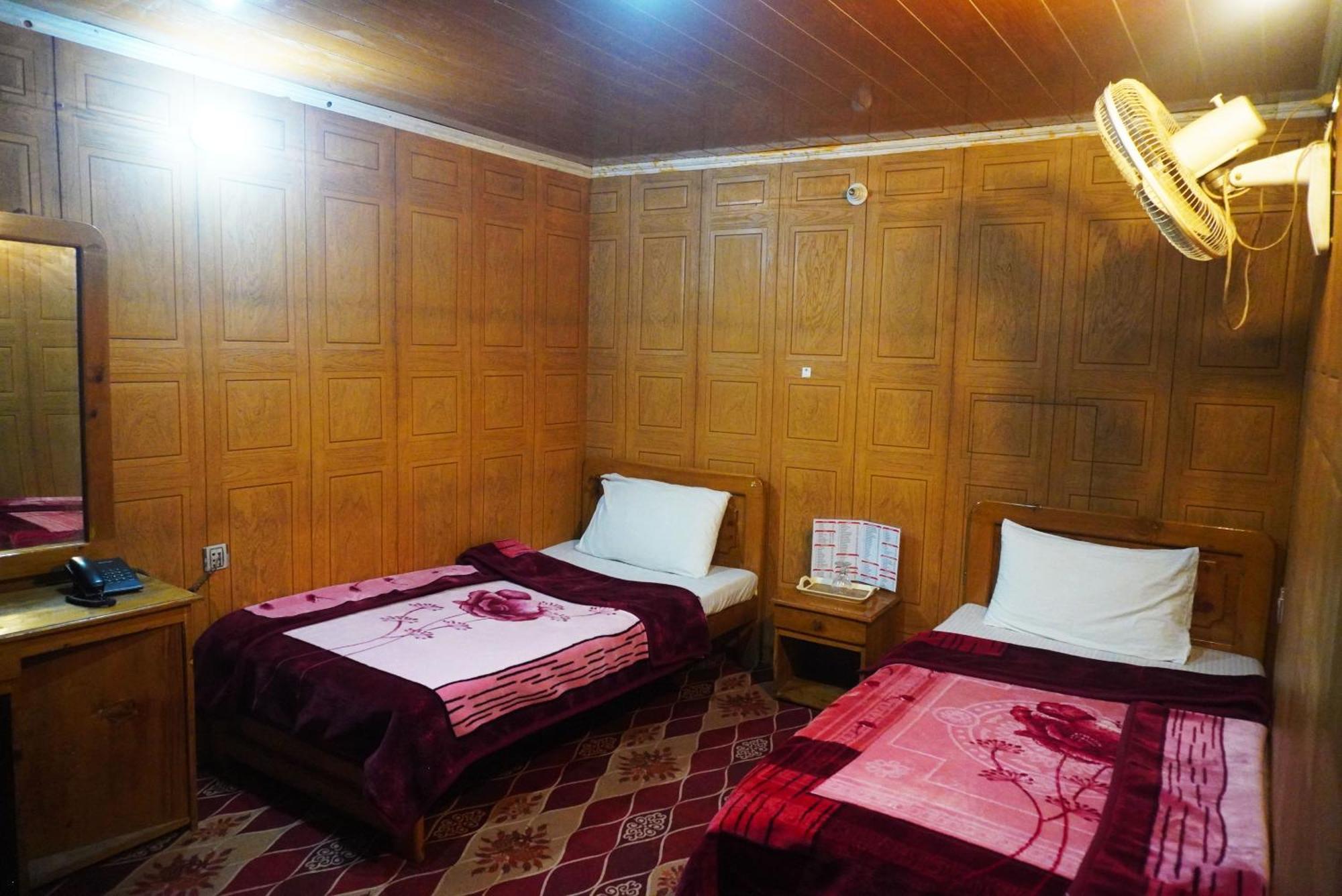 Hotel Dewanekhas Skardu Kültér fotó