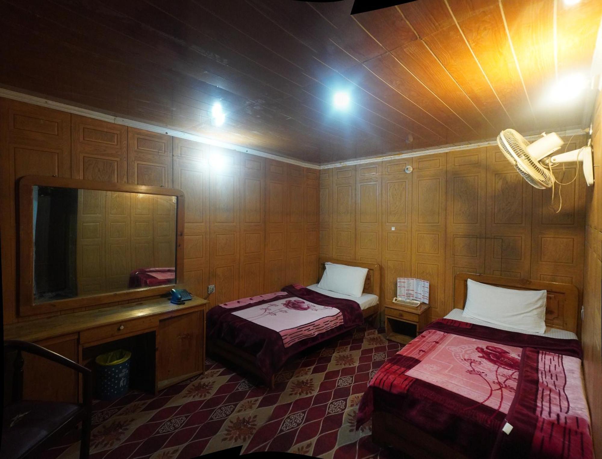Hotel Dewanekhas Skardu Kültér fotó