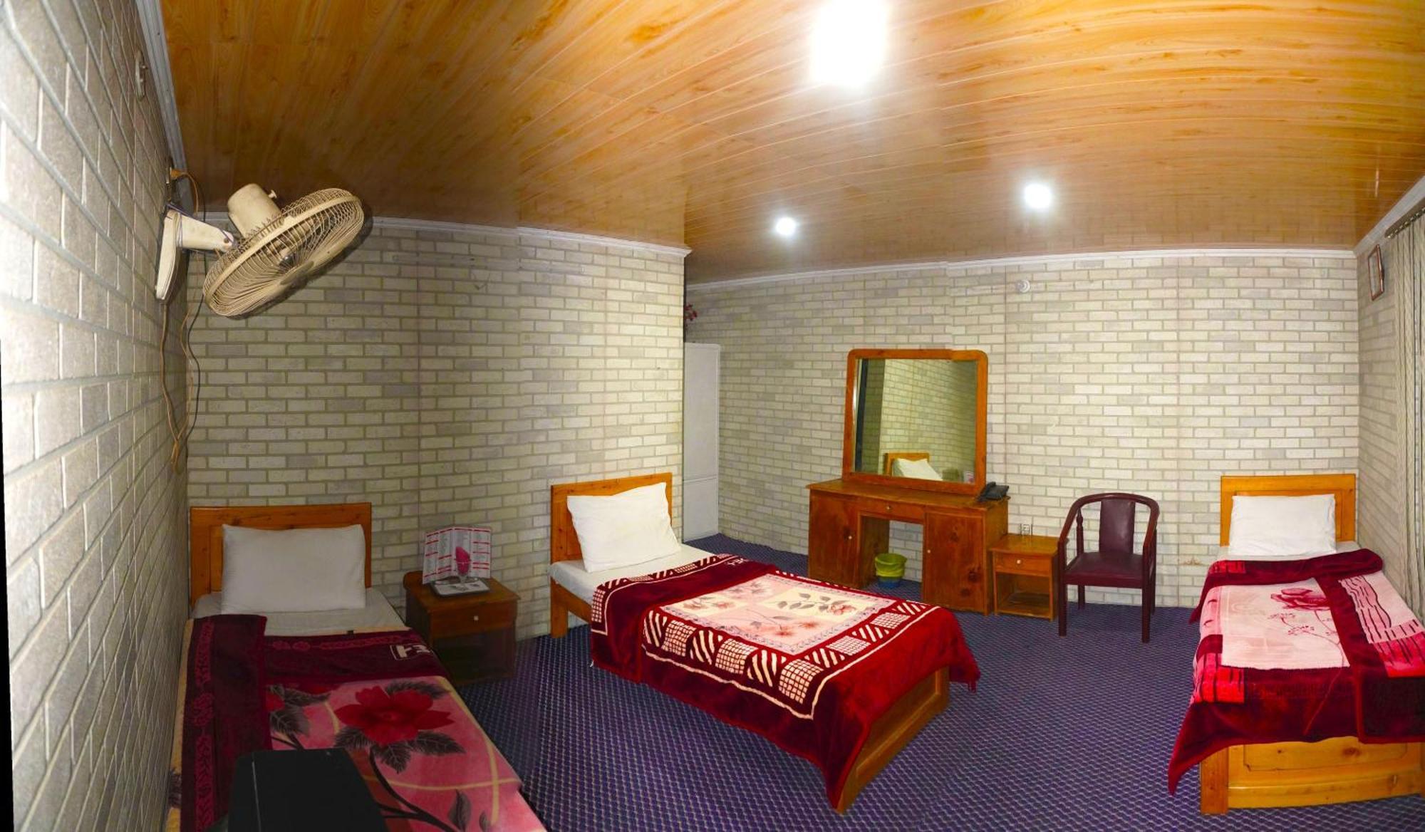 Hotel Dewanekhas Skardu Kültér fotó