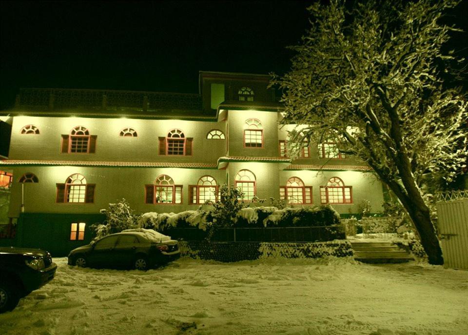 Hotel Dewanekhas Skardu Kültér fotó