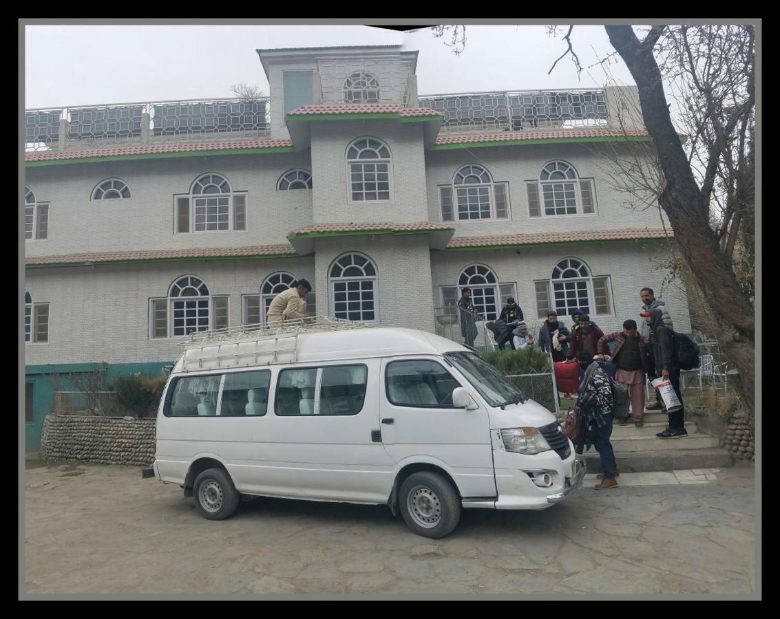 Hotel Dewanekhas Skardu Kültér fotó