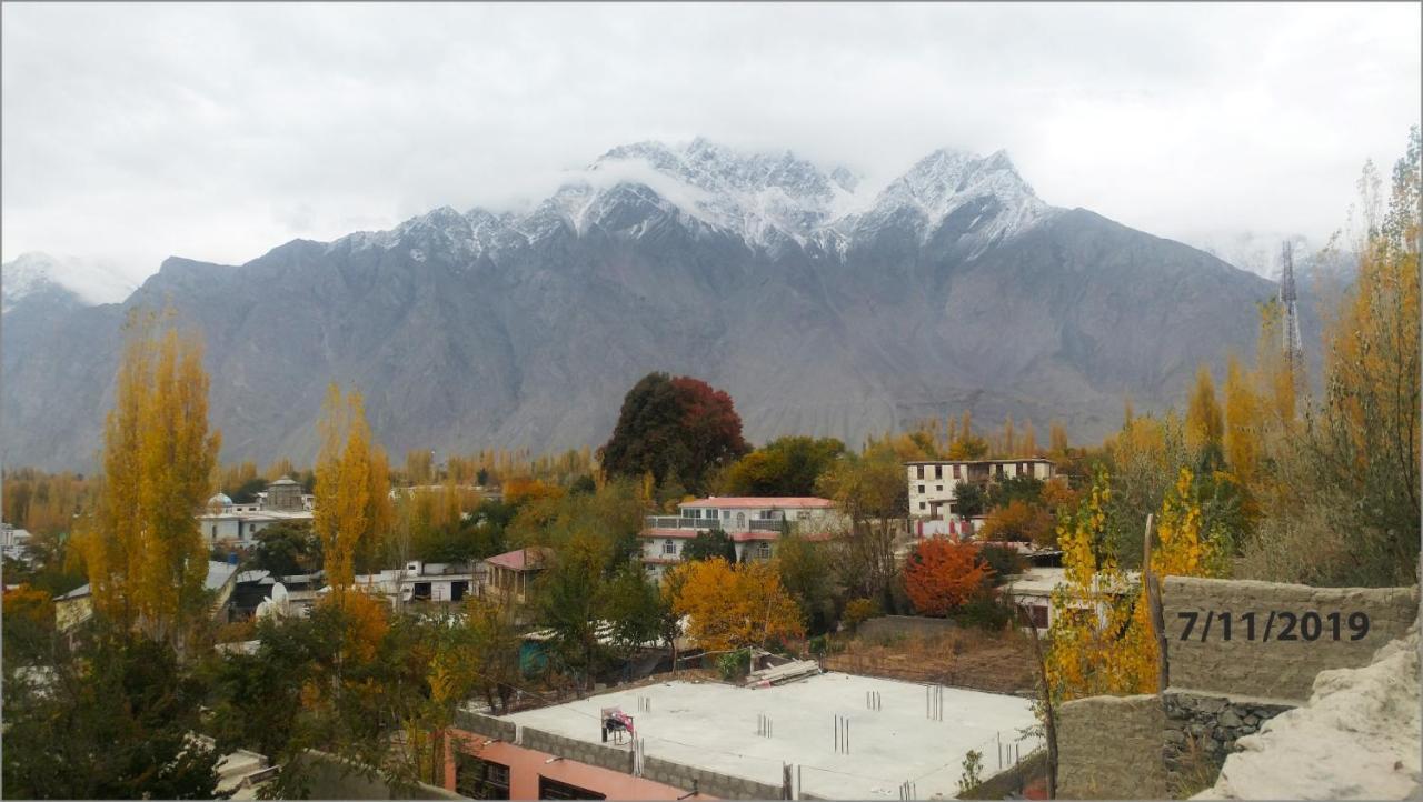 Hotel Dewanekhas Skardu Kültér fotó