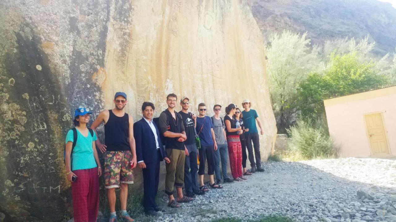 Hotel Dewanekhas Skardu Kültér fotó